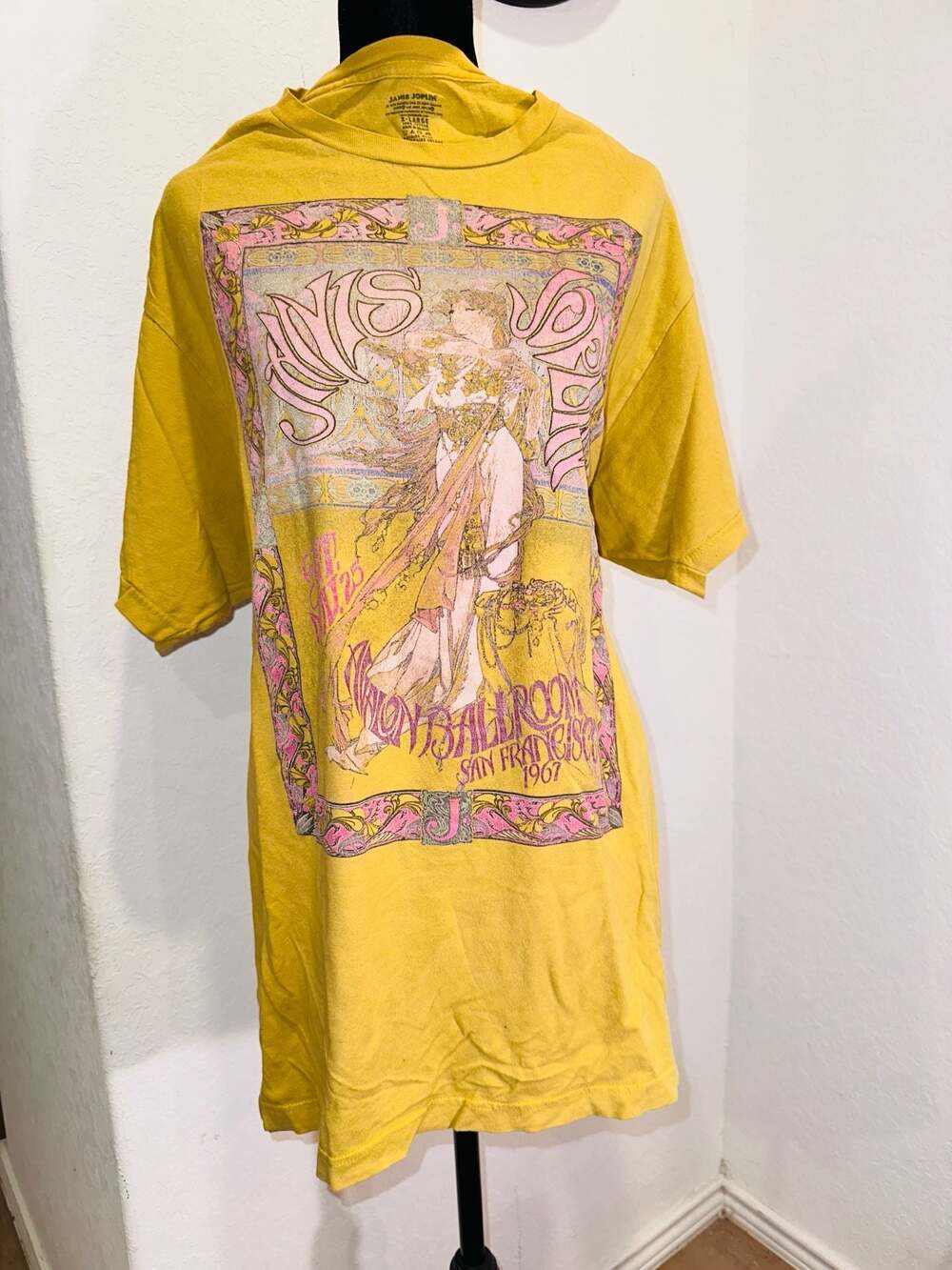 Janis Joplin Avalon Ballroom 1967 Concert Poster Graphic T-Shirt Yellow Size XL
